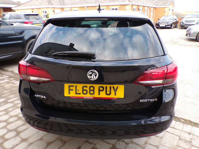 Vauxhall Astra CDTi ecoTEC BlueInjection Design - U1922