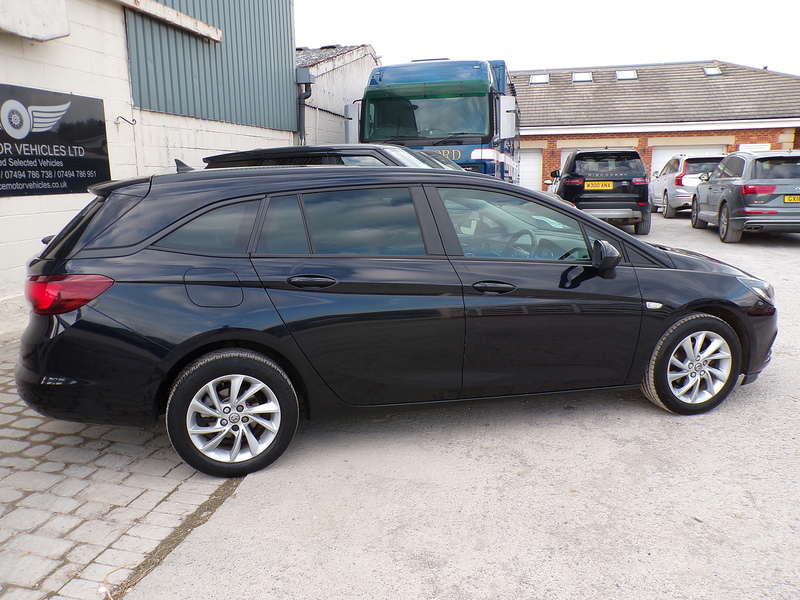 Vauxhall Astra CDTi ecoTEC BlueInjection Design - U1922