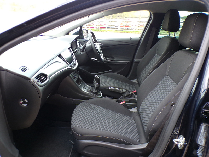 Vauxhall Astra CDTi ecoTEC BlueInjection Design - U1922