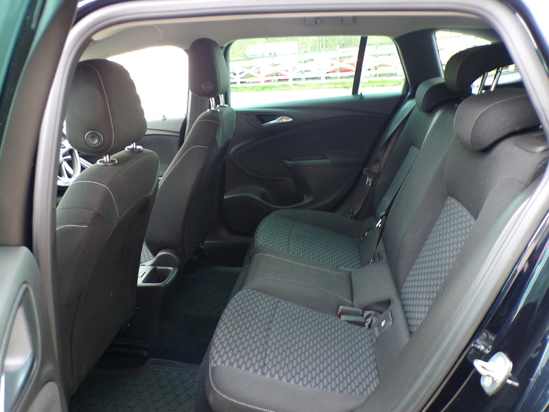 Vauxhall Astra CDTi ecoTEC BlueInjection Design - U1922