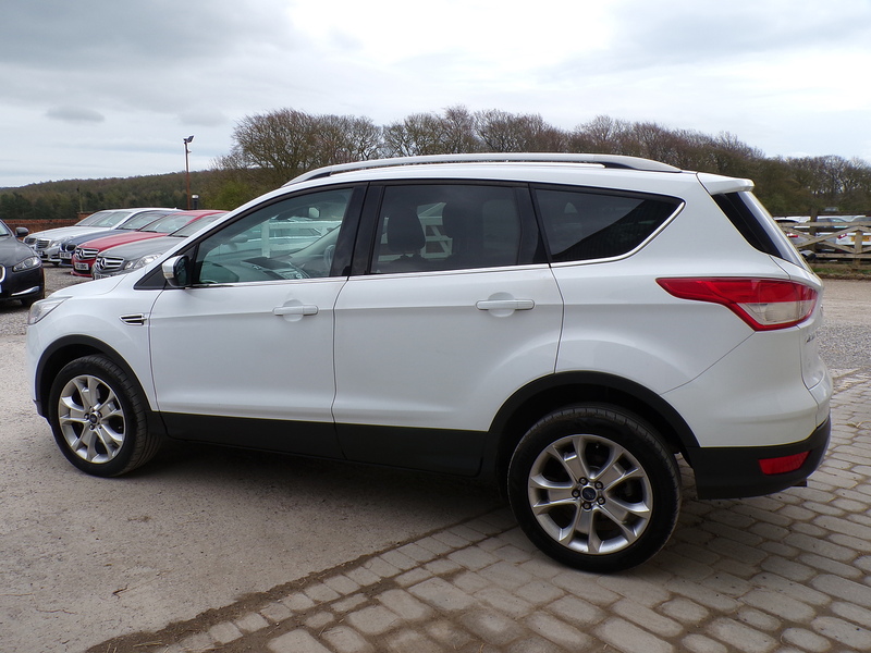 Ford Kuga TDCi Titanium - U1925