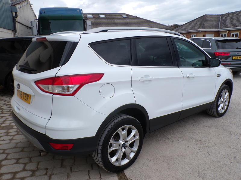 Ford Kuga TDCi Titanium - U1925