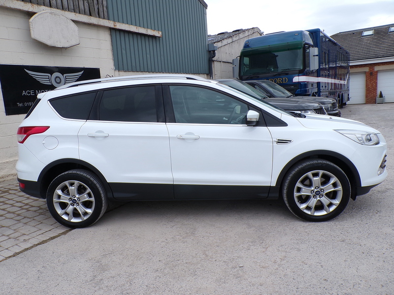 Ford Kuga TDCi Titanium - U1925