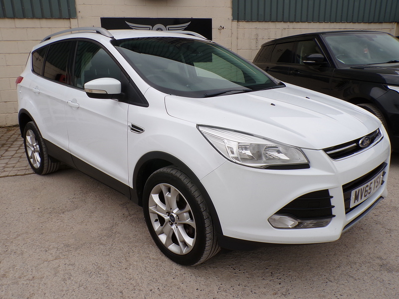 Ford Kuga TDCi Titanium - U1925