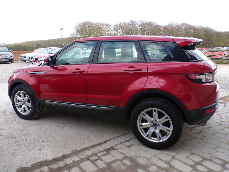 Land Rover Range Rover Evoque SD4 Pure - U1926
