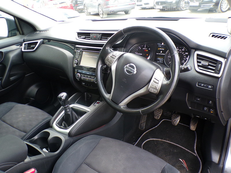 Nissan Qashqai dCi Acenta Premium - U1931