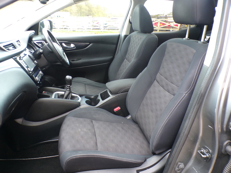 Nissan Qashqai dCi Acenta Premium - U1931