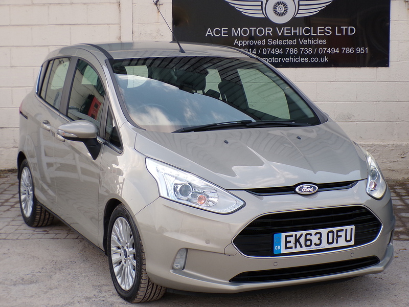 Ford B-Max TDCi Titanium - U1932