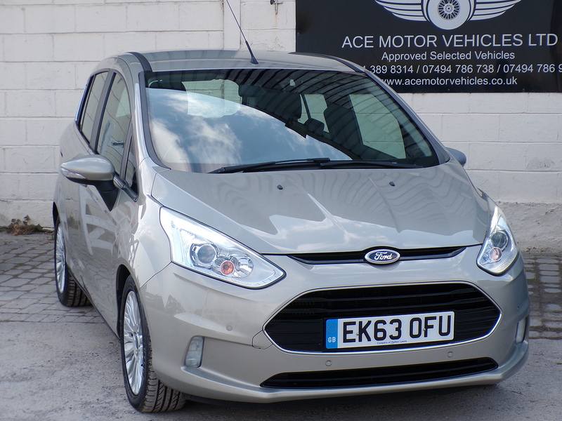 Ford B-Max TDCi Titanium - U1932
