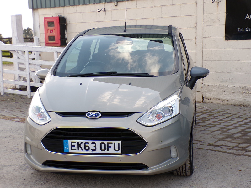 Ford B-Max TDCi Titanium - U1932