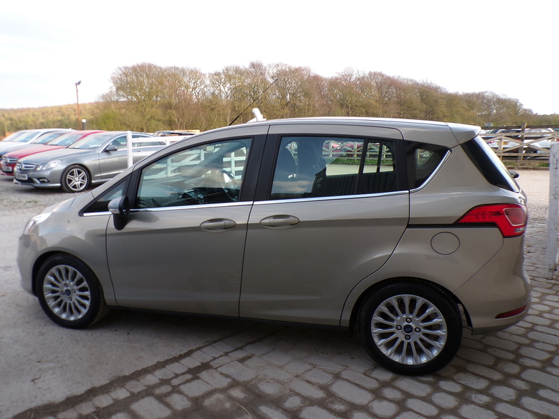 Ford B-Max TDCi Titanium - U1932