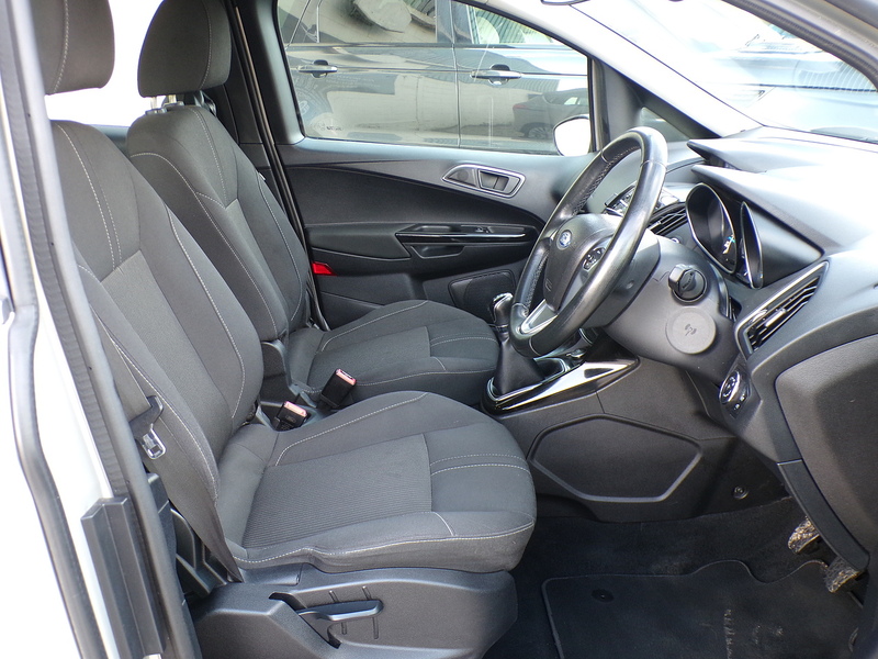 Ford B-Max TDCi Titanium - U1932