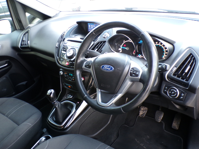 Ford B-Max TDCi Titanium - U1932