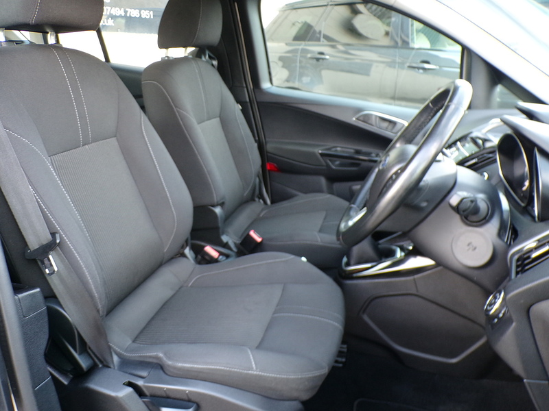 Ford B-Max TDCi Titanium - U1932