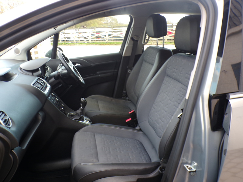 Vauxhall Meriva CDTi ecoFLEX Tech Line - U1933