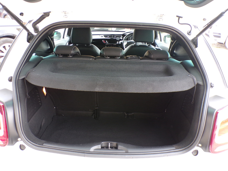 Citroen DS3 VTi DStyle Plus - U1938