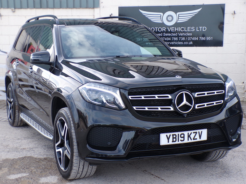Mercedes-Benz GLS GLS350d V6 AMG Line - U1939