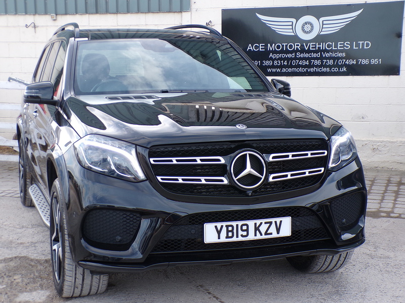 Mercedes-Benz GLS GLS350d V6 AMG Line - U1939