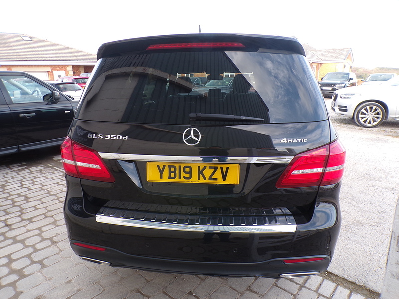 Mercedes-Benz GLS GLS350d V6 AMG Line - U1939
