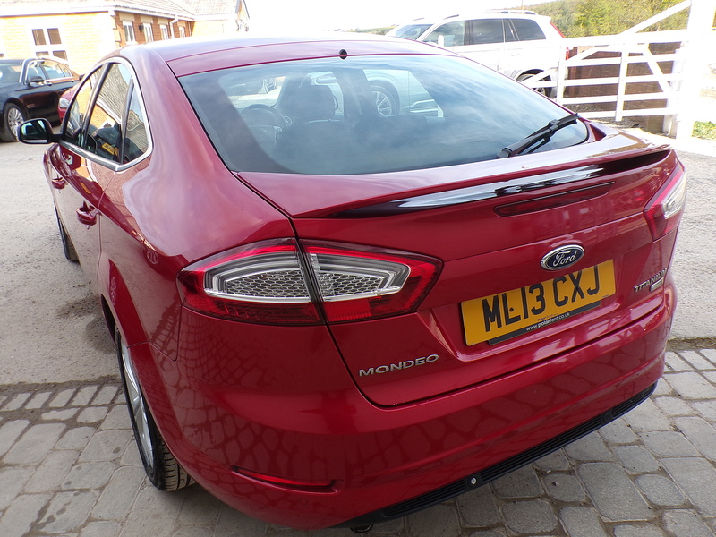 Ford Mondeo TDCi ECOnetic Titanium - U1940