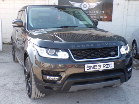 Land Rover Range Rover Sport 2.2 SD4 Pure Tech SUV 5dr Diesel Auto 4WD Euro 5 (s/s) (190 ps)