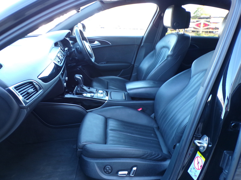 Audi A6 Saloon TDI ultra Black Edition - U1945