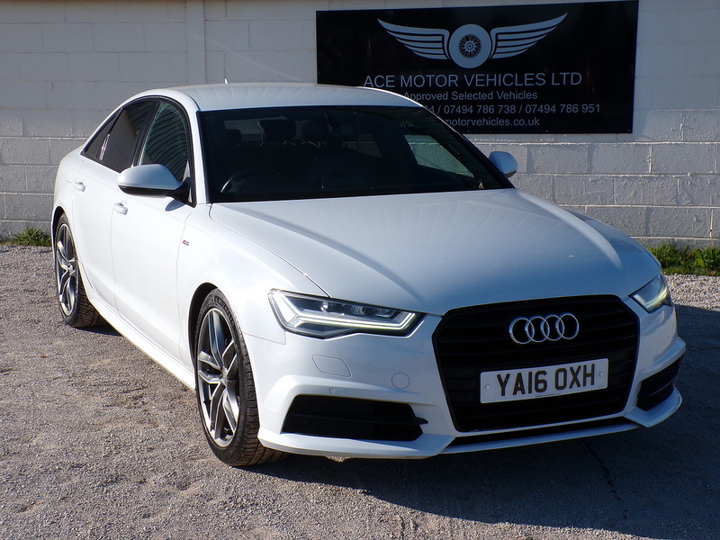 Audi A6 Saloon TDI ultra Black Edition - U1946