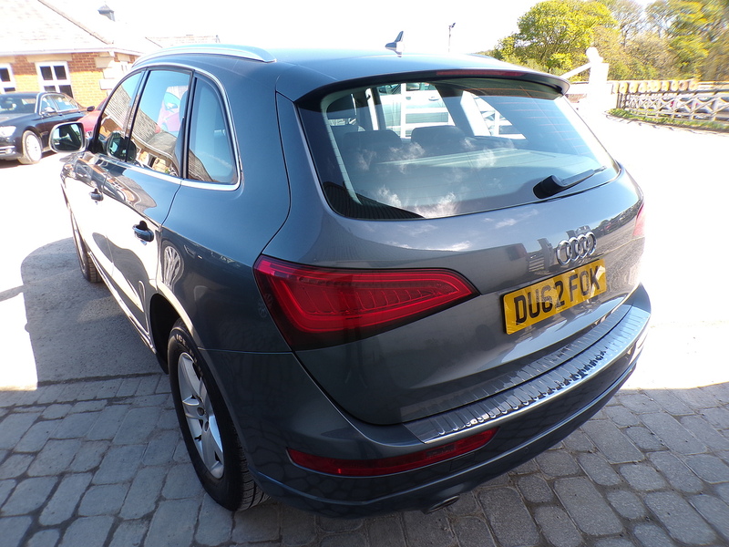 Audi Q5 TDI SE - U1947