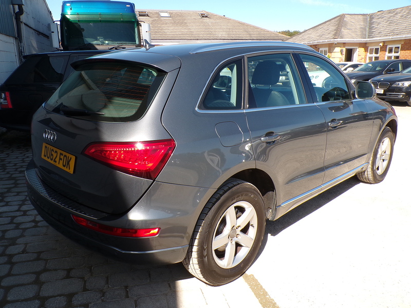 Audi Q5 TDI SE - U1947