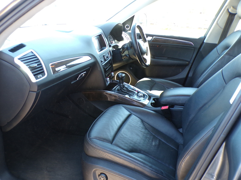 Audi Q5 TDI SE - U1947