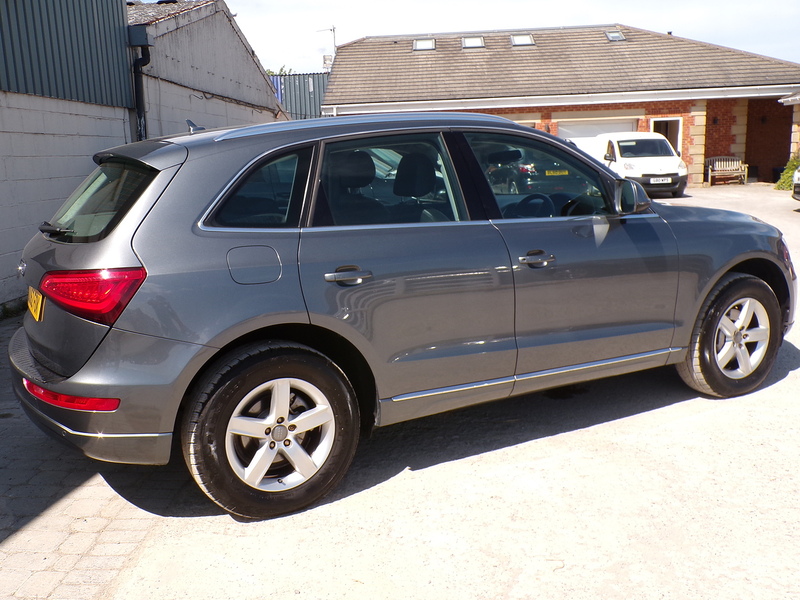 Audi Q5 TDI SE - U1947
