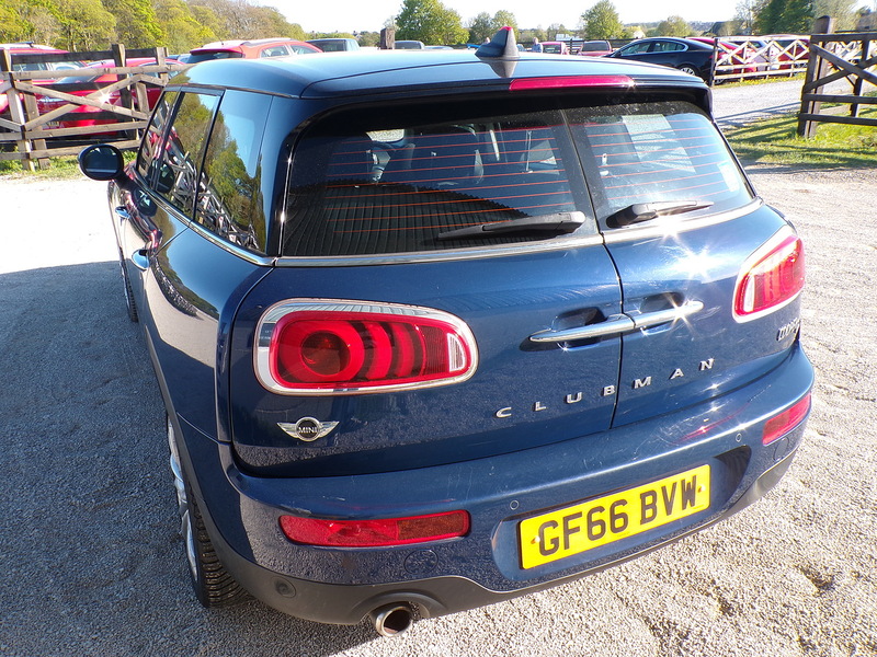 MINI Clubman Cooper D - U1953