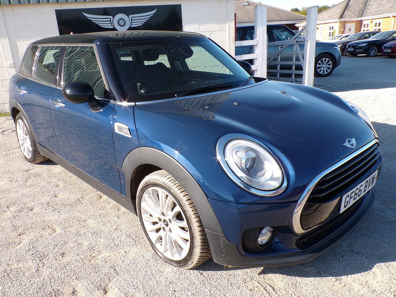 MINI Clubman Cooper D - U1953