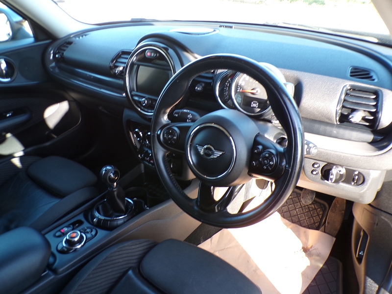 MINI Clubman Cooper D - U1953