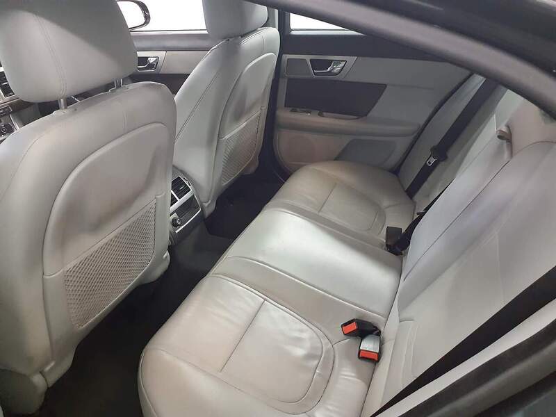 Jaguar XF d Luxury - U1954