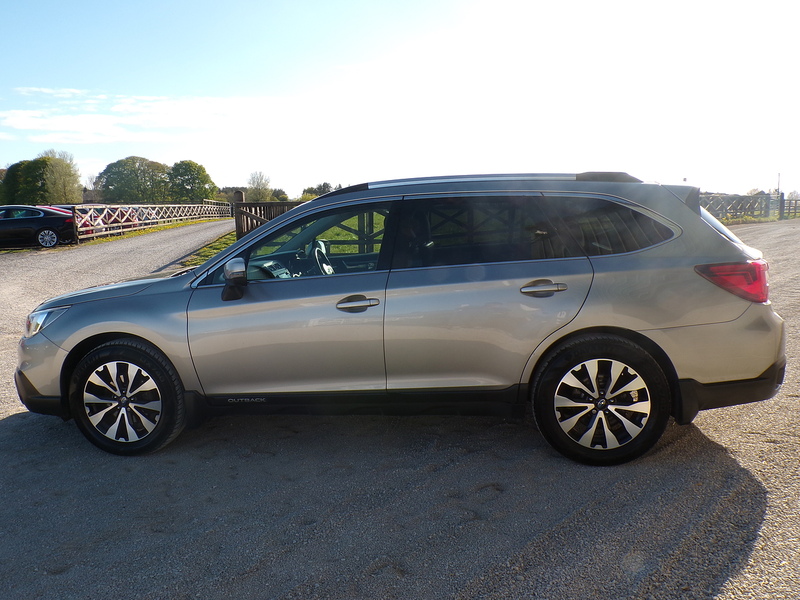 Subaru Outback D SE Premium - U1956