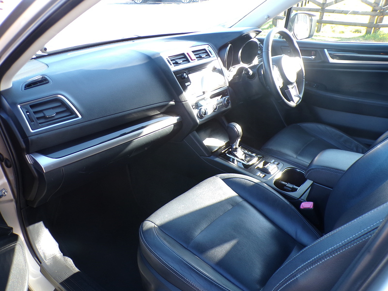 Subaru Outback D SE Premium - U1956