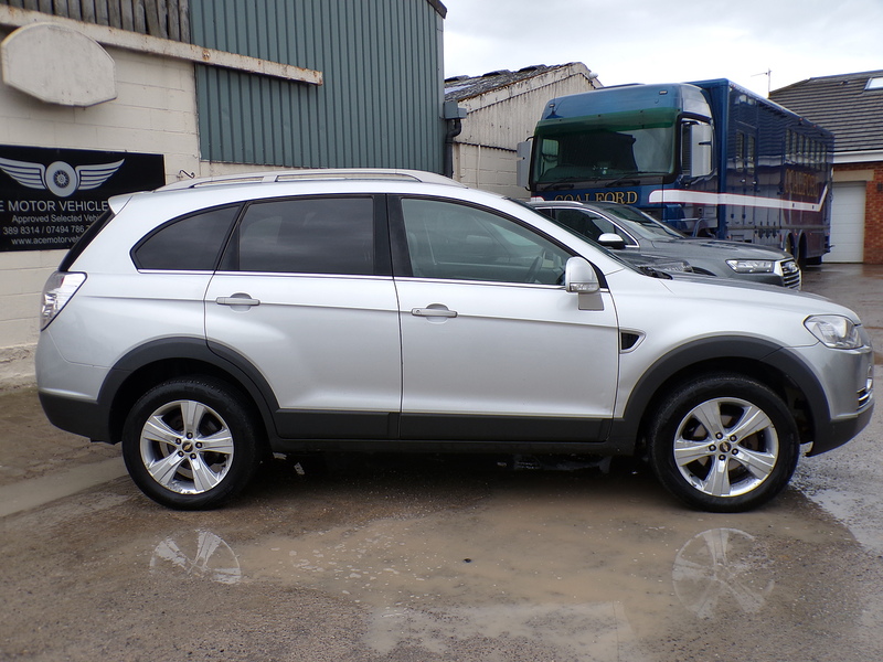 Chevrolet Captiva VCDi LTZ - U1957