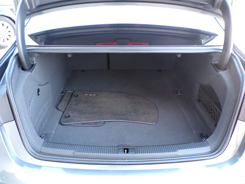 Audi A6 Saloon BiTDI V6 Black Edition - U1959