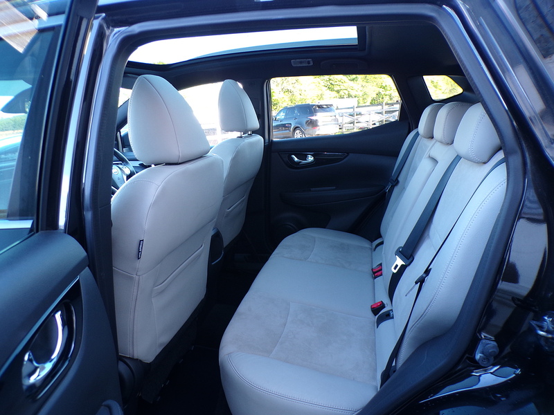 Nissan Qashqai dCi Premier Limited Edition - U1966