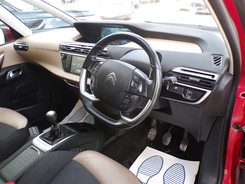 Citroen C4 Picasso e-HDi Airdream Exclusive+ - U1968