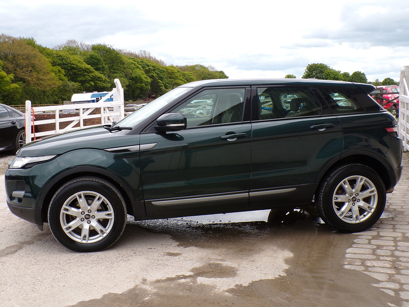 Land Rover Range Rover Evoque SD4 Pure - U1983