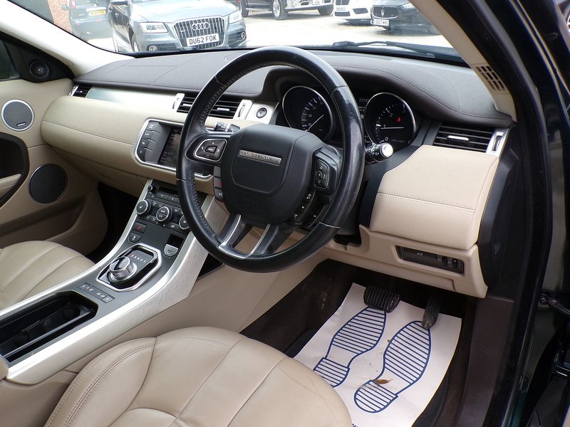 Land Rover Range Rover Evoque SD4 Pure - U1983