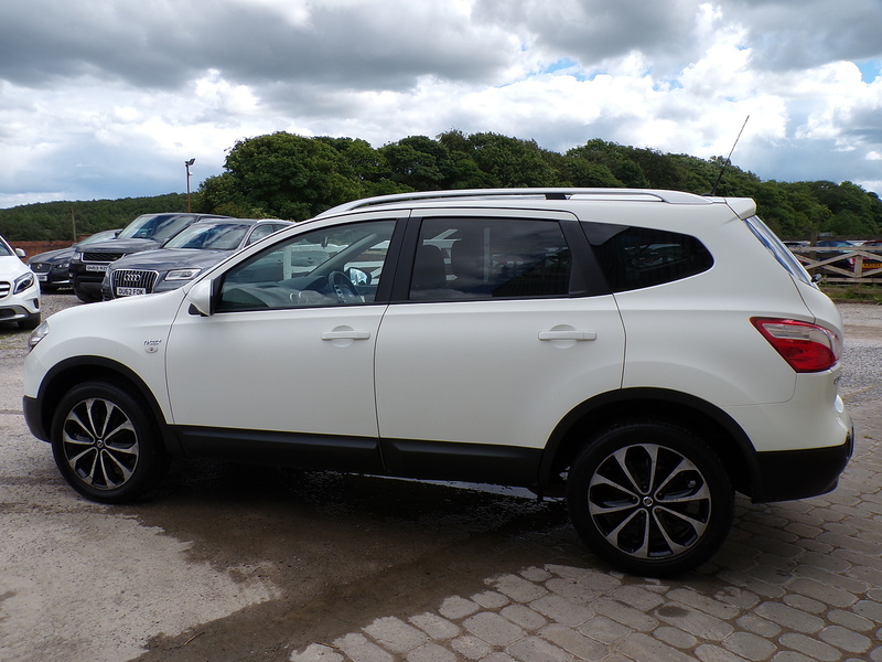 Nissan Qashqai+2 dCi n-tec+ - U1985