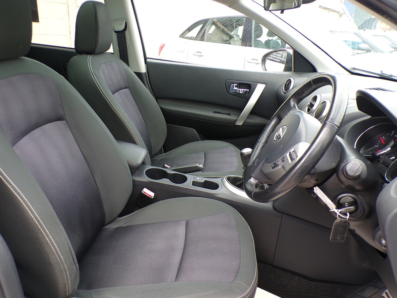 Nissan Qashqai+2 dCi n-tec+ - U1985