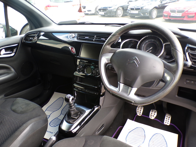 DS AUTOMOBILES DS 3 BlueHDi Prestige - U1988