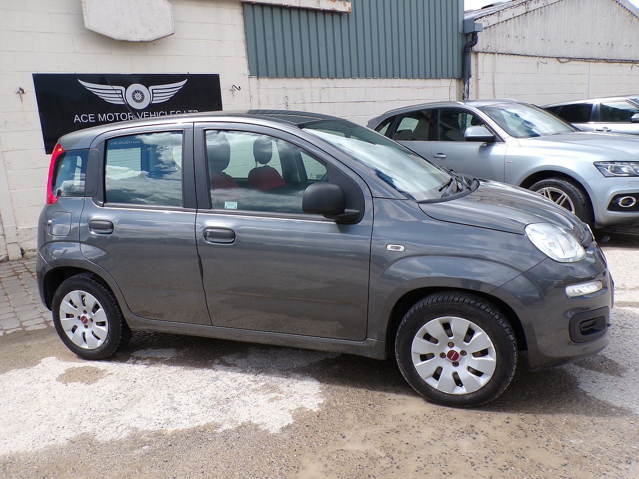 2017 Fiat Panda thumbnail 11