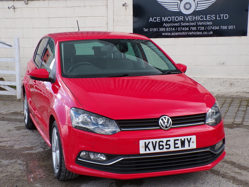 Volkswagen Polo TDI BlueMotion Tech SEL - U1995