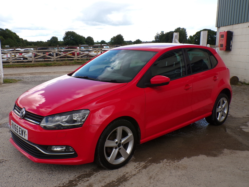 Volkswagen Polo TDI BlueMotion Tech SEL - U1995