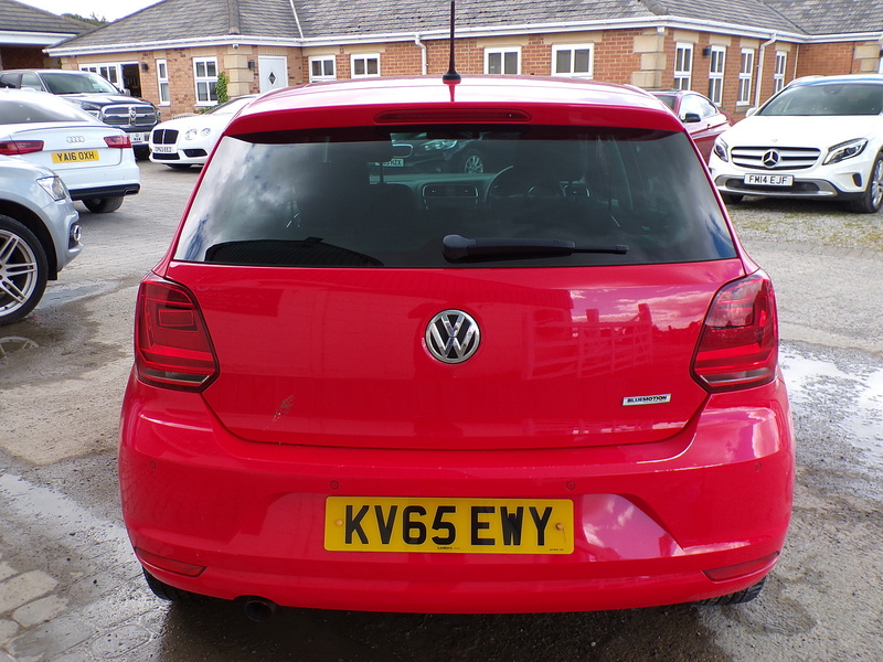 Volkswagen Polo TDI BlueMotion Tech SEL - U1995
